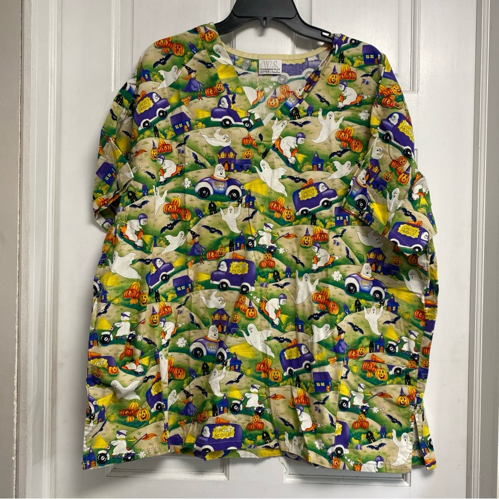 Fundamentally Cotton by White Swan Halloween Scrub Top 2XL ghost bat pumkins